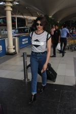 Prachi Desai snapped at airport on 17th Feb 2016